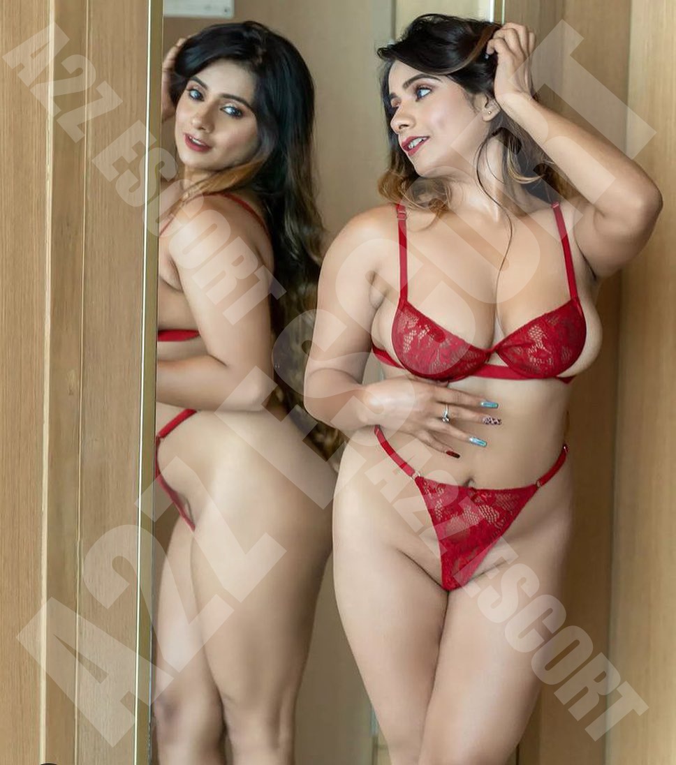 Escort service in Tumkur with stunning companions, playful brunette escort in Tumkur enjoying the outdoors